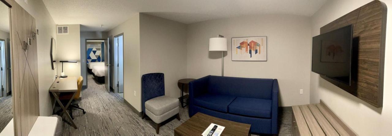 Holiday Inn Express & Suites Marquette By Ihg Zewnętrze zdjęcie