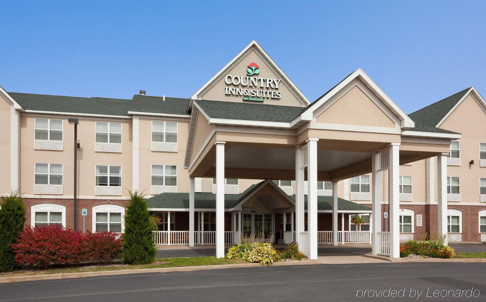 Holiday Inn Express & Suites Marquette By Ihg Zewnętrze zdjęcie