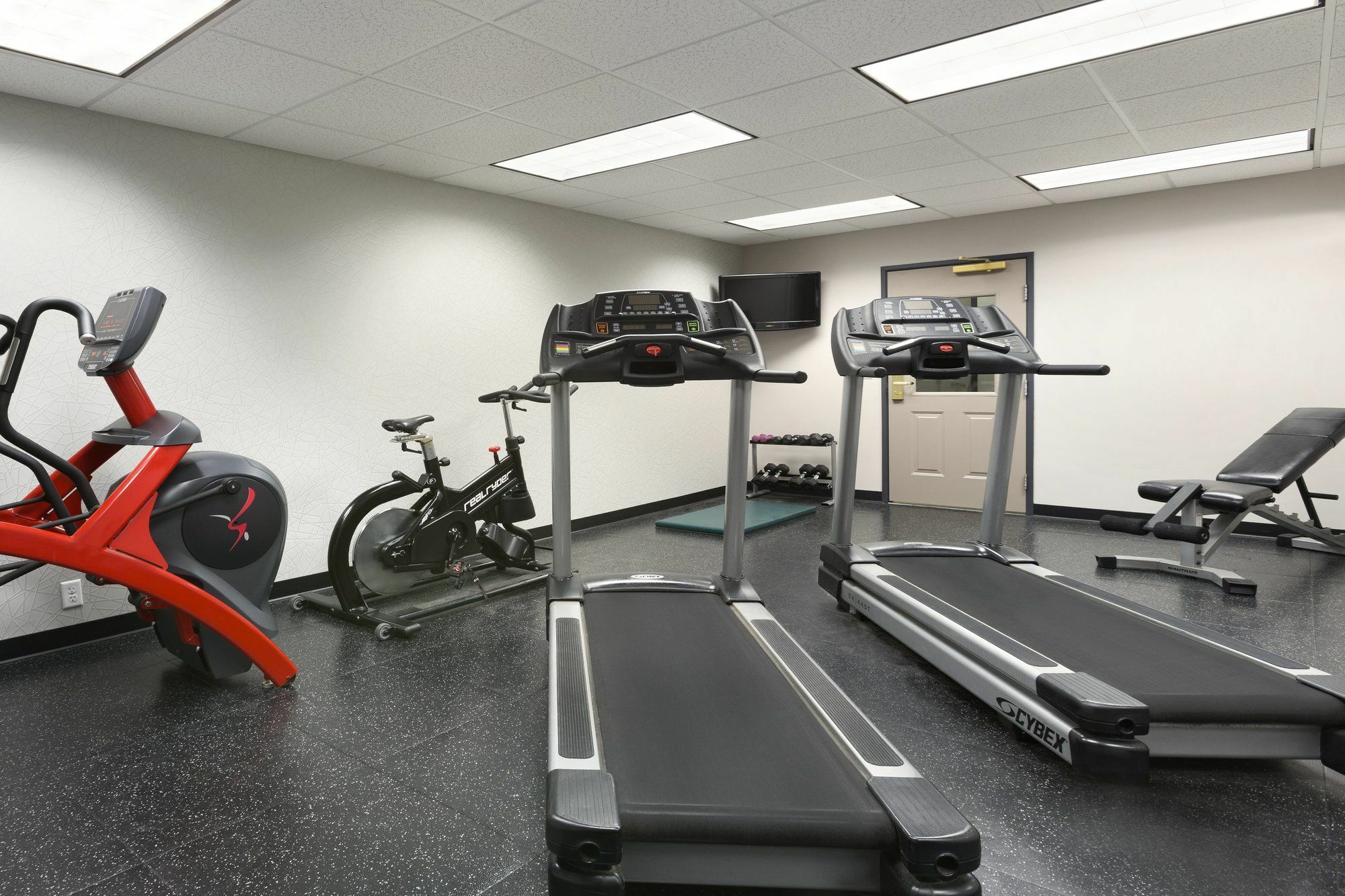 Holiday Inn Express & Suites Marquette By Ihg Zewnętrze zdjęcie